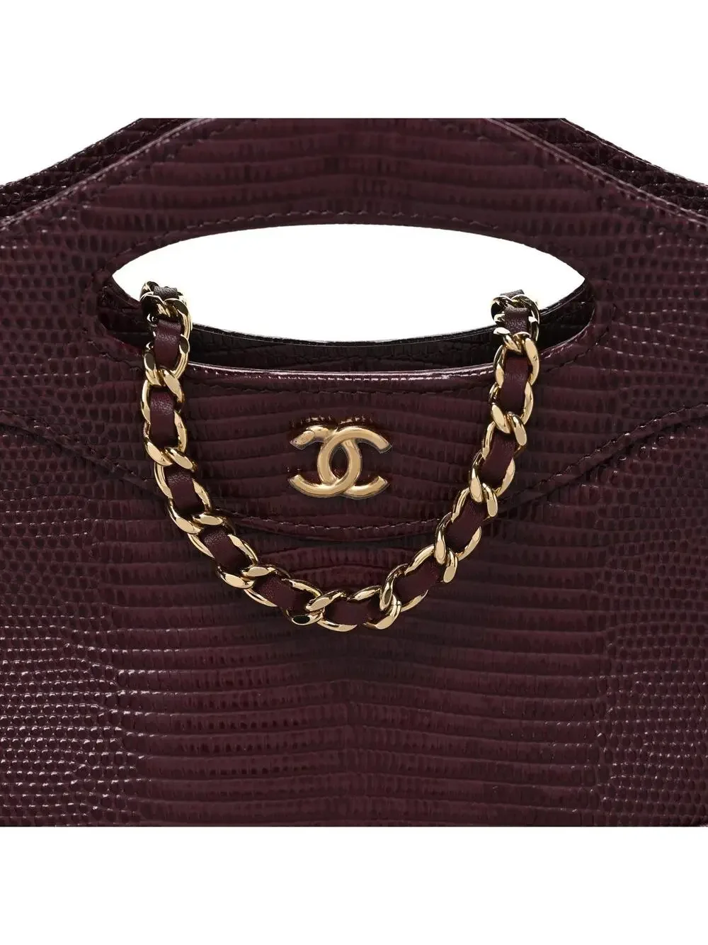 CHANEL elevate your